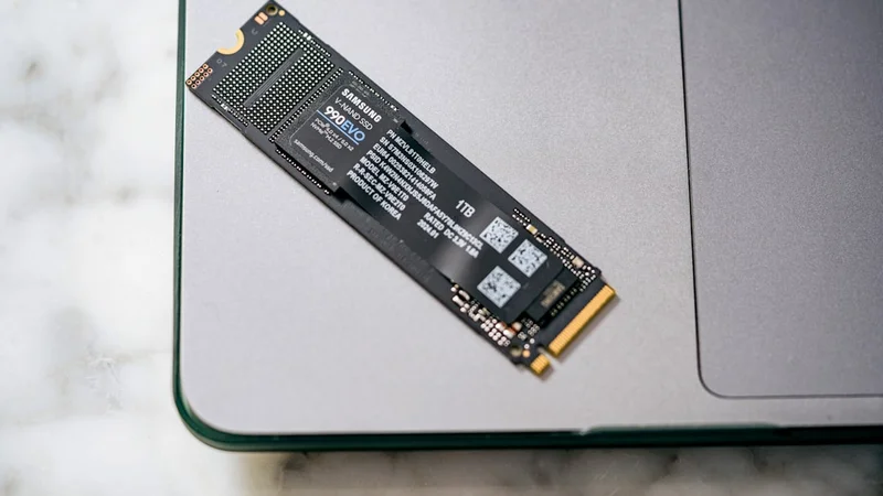 개인 클라우드 - 고성능 SSD 저장 장치